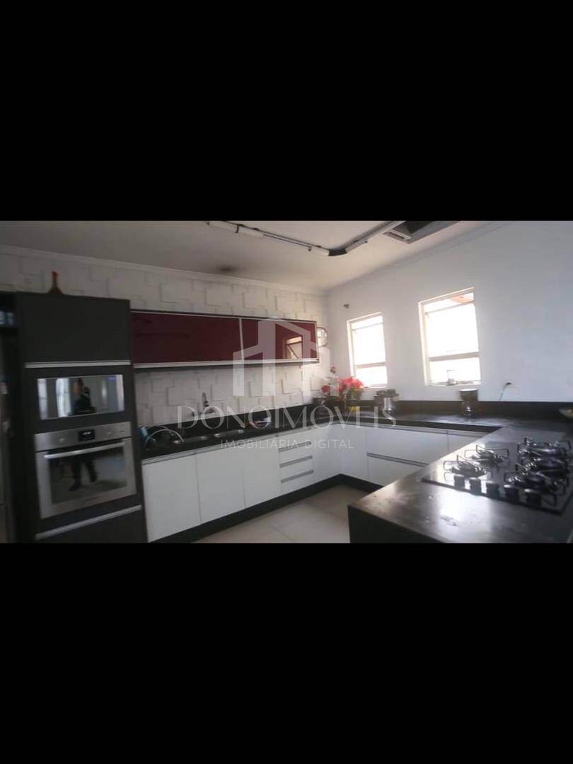 Casa, 3 quartos, 220 m² - Foto 10