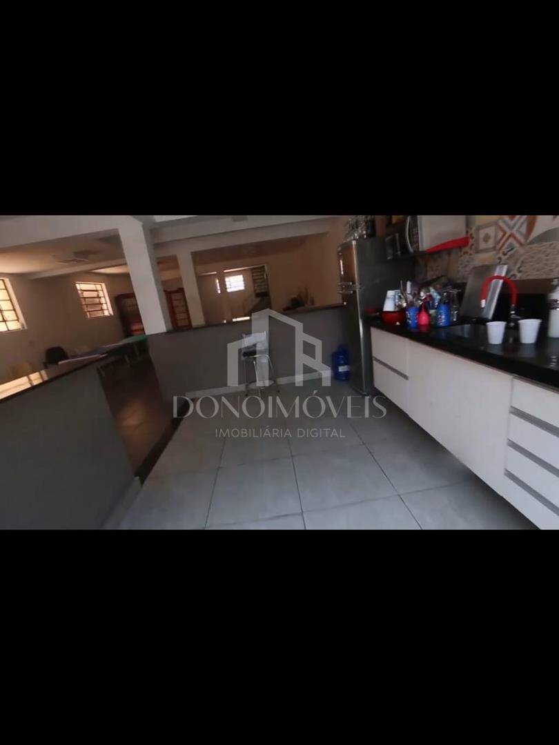 Casa, 3 quartos, 220 m² - Foto 22