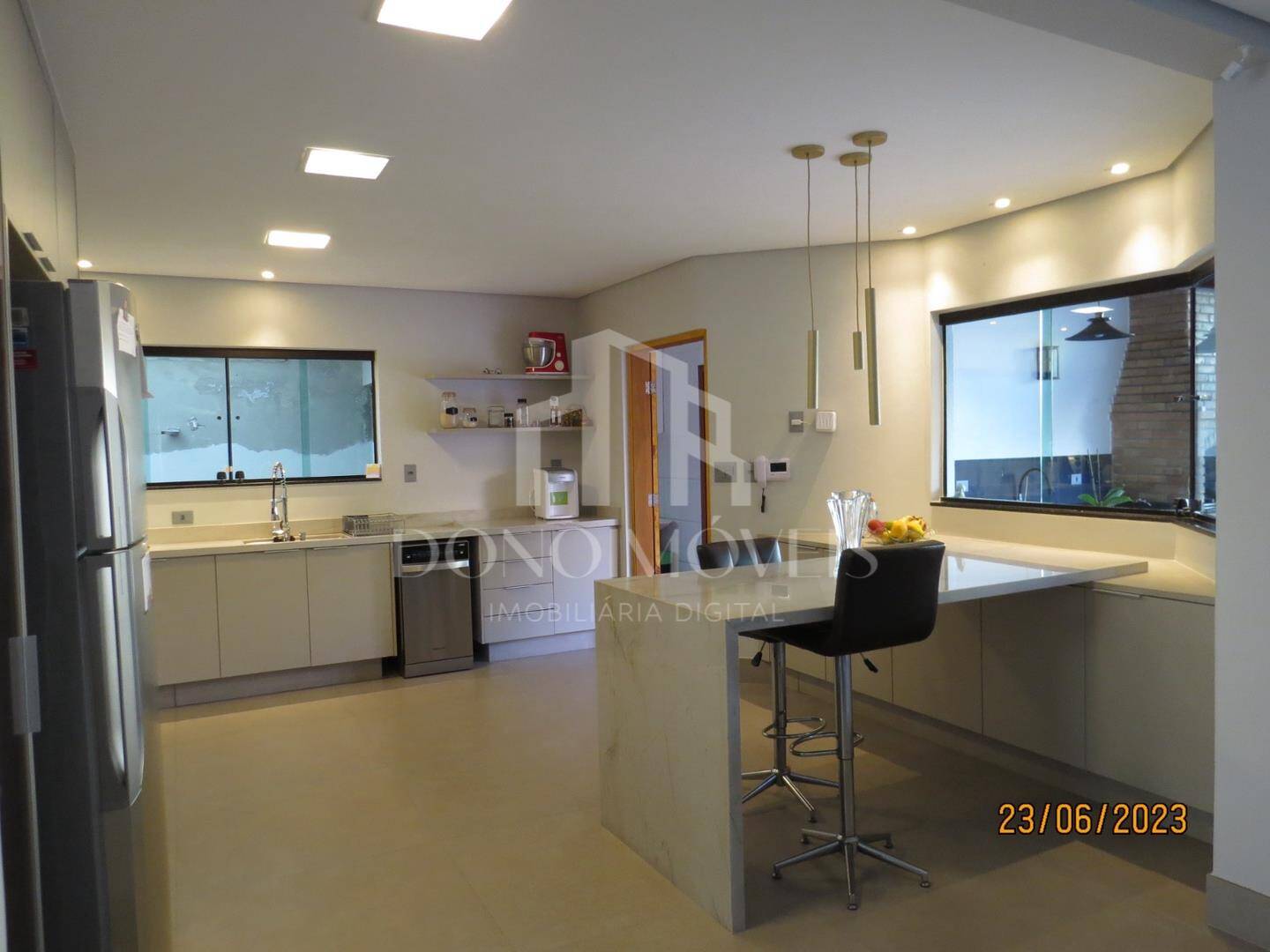 Casa, 4 quartos, 313 m² - Foto 10