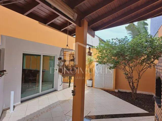 Casa, 3 quartos, 250 m² - Foto 19