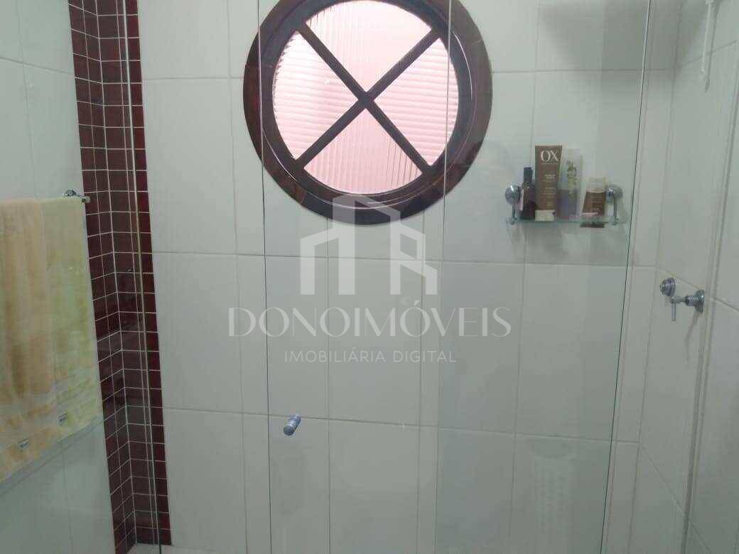 Casa, 3 quartos, 200 m² - Foto 13