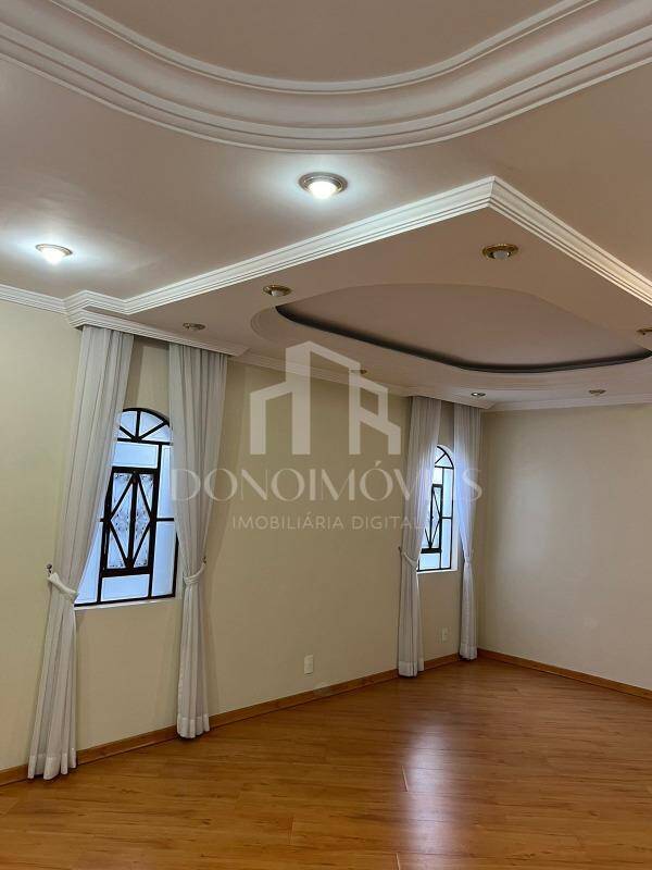 Casa, 4 quartos, 270 m² - Foto 29