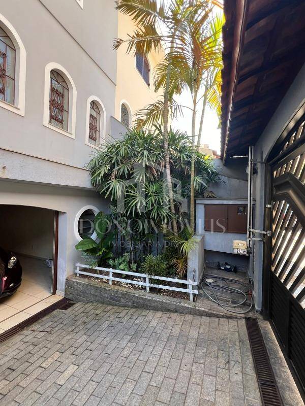 Casa, 4 quartos, 270 m² - Foto 30