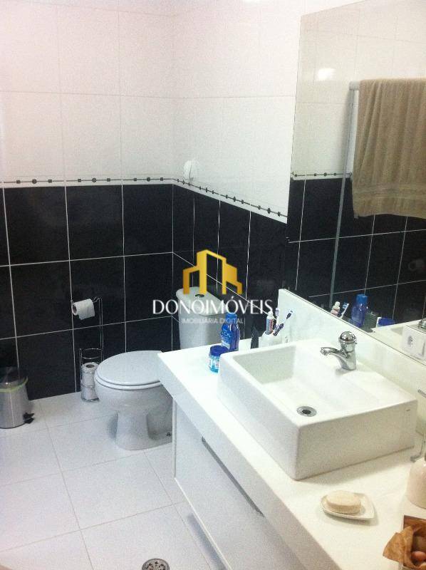 Casa, 3 quartos, 275 m² - Foto 14