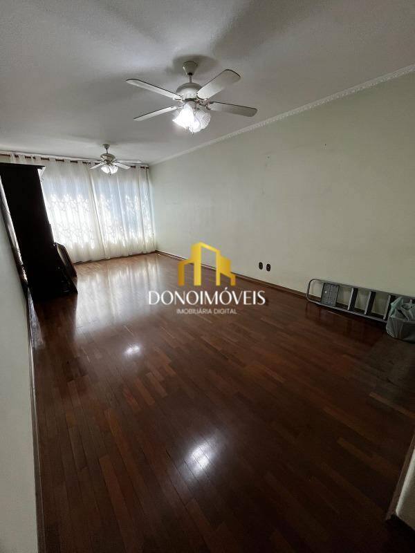 Casa, 3 quartos, 210 m² - Foto 4
