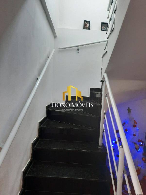 Casa, 3 quartos, 220 m² - Foto 14