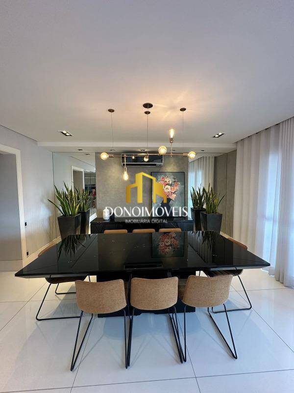 Apartamento, 3 quartos, 242 m² - Foto 3