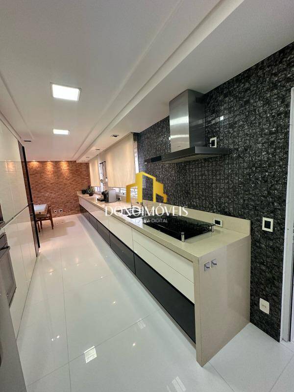 Apartamento, 3 quartos, 242 m² - Foto 8