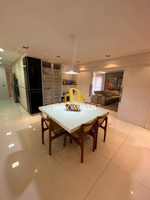 Apartamento, 3 quartos, 242 m² - Foto 10