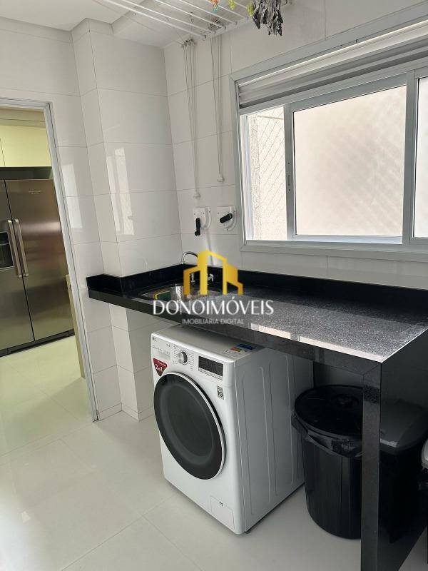Apartamento, 3 quartos, 242 m² - Foto 11