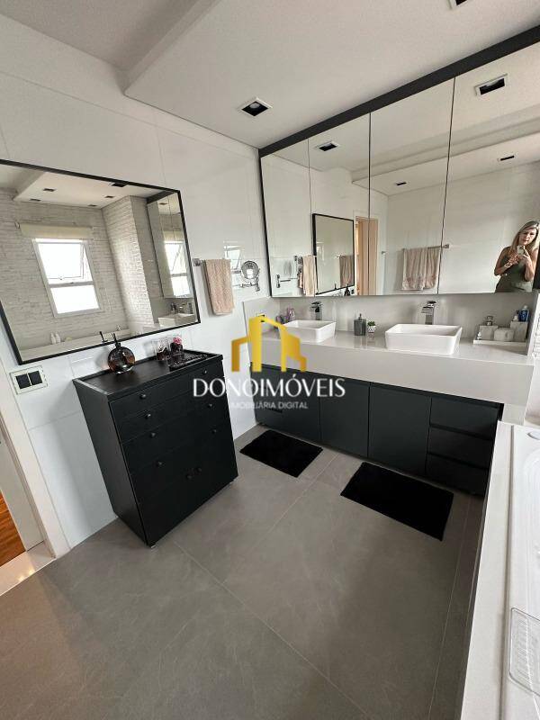 Apartamento, 3 quartos, 242 m² - Foto 17