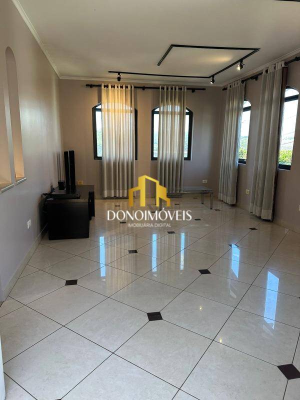 Casa, 4 quartos, 310 m² - Foto 2