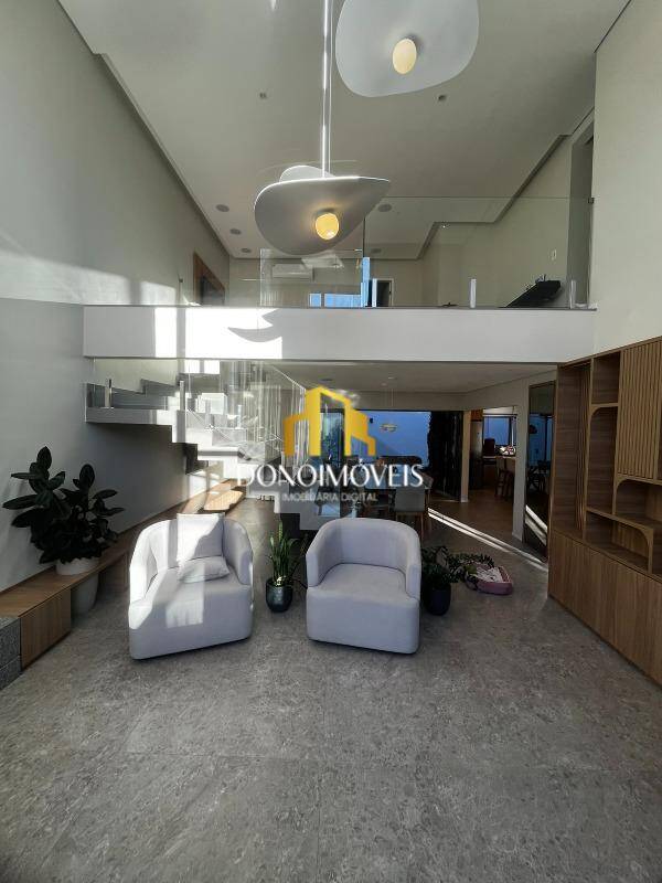 Casa, 5 quartos, 280 m² - Foto 2