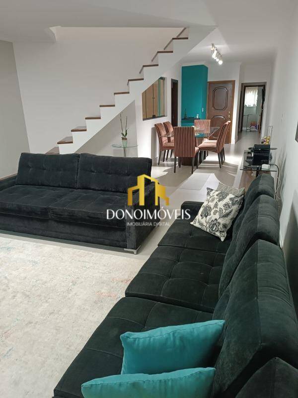 Casa, 4 quartos, 250 m² - Foto 2