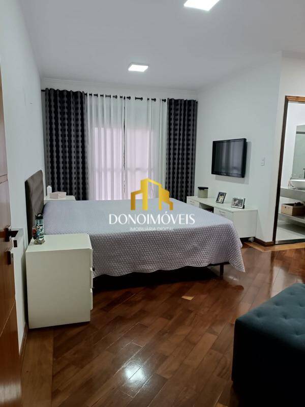 Casa, 4 quartos, 250 m² - Foto 15