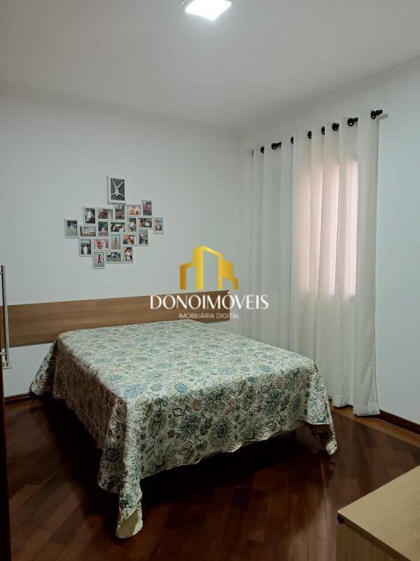 Casa, 4 quartos, 250 m² - Foto 18