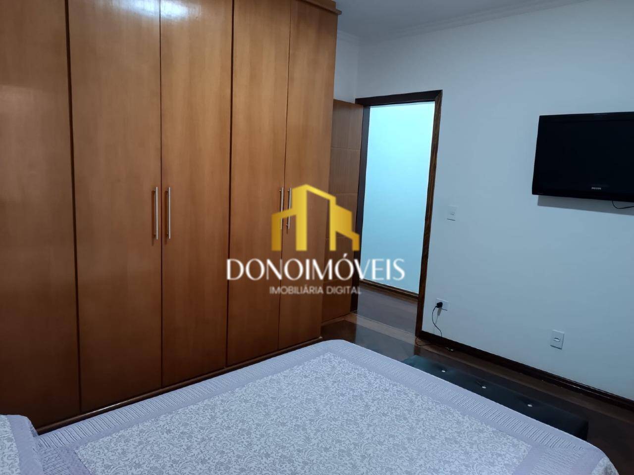 Casa, 4 quartos, 250 m² - Foto 20