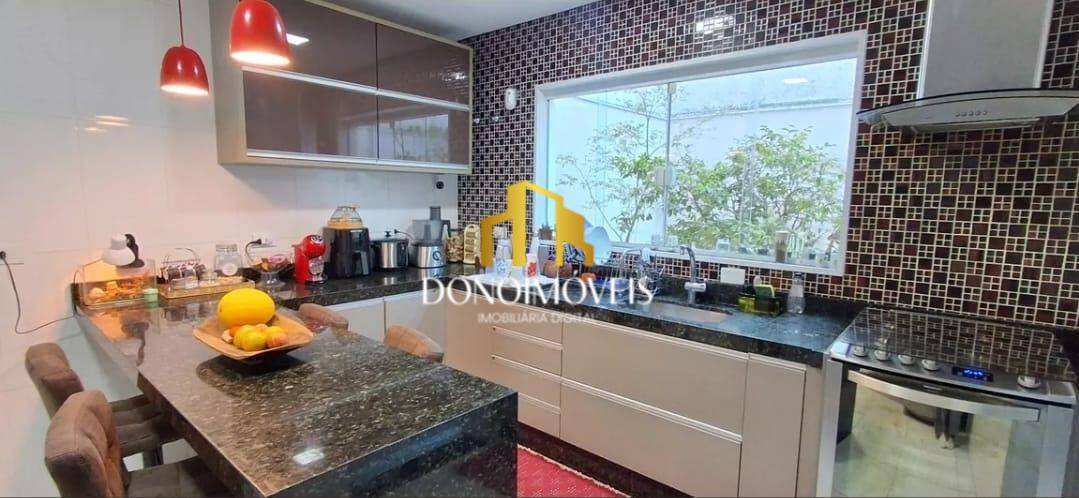 Casa, 4 quartos, 237 m² - Foto 9