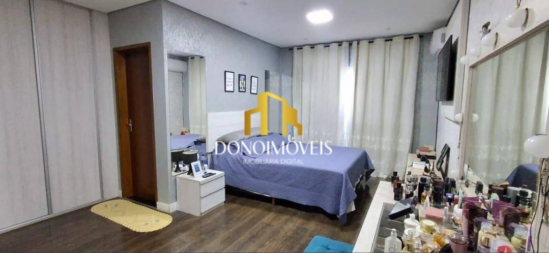 Casa, 4 quartos, 237 m² - Foto 22
