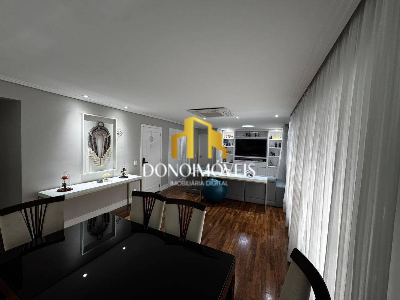 Apartamento, 3 quartos, 156 m² - Foto 2