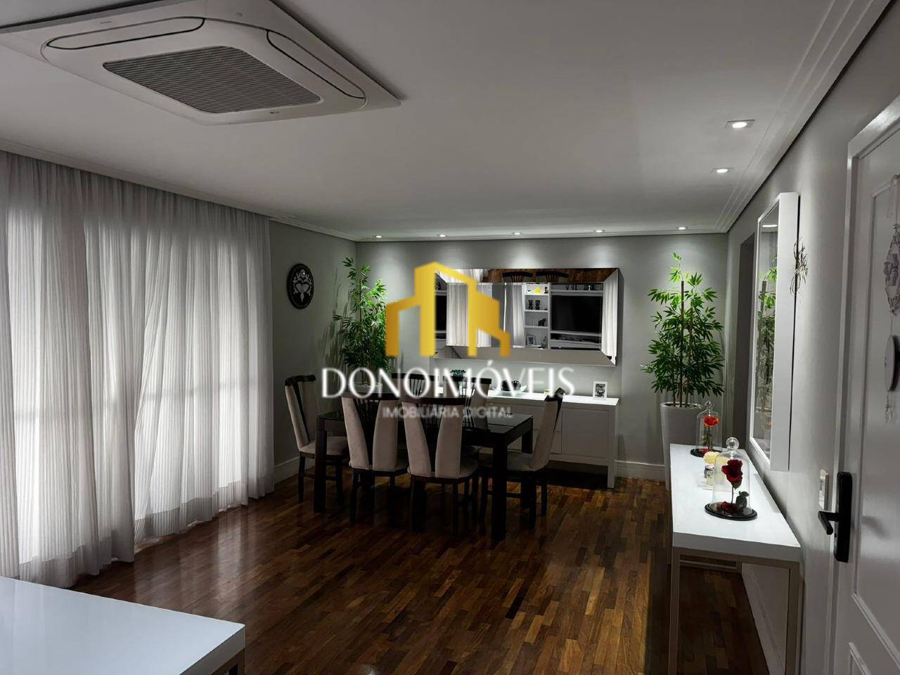 Apartamento, 3 quartos, 156 m² - Foto 1