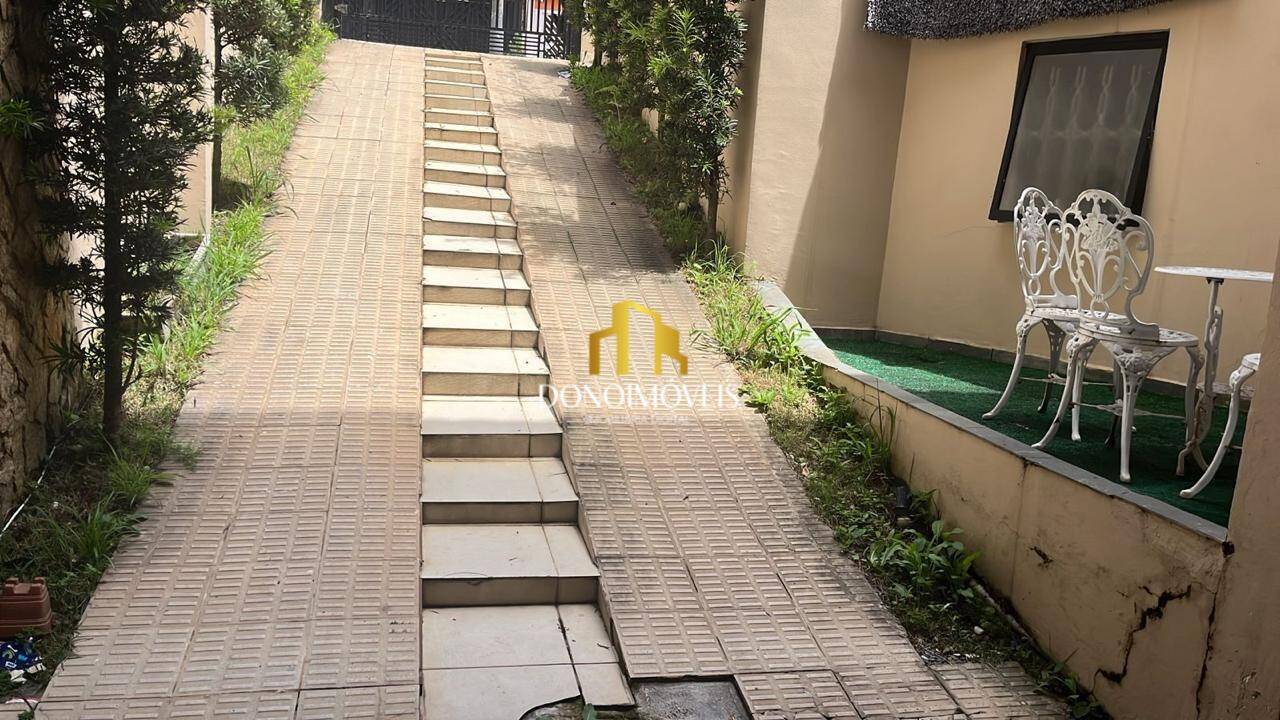 Casa, 3 quartos, 259 m² - Foto 2