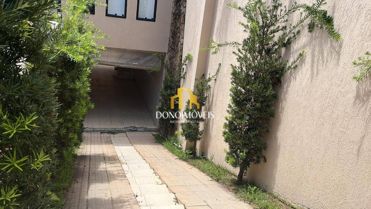 Casa, 3 quartos, 259 m² - Foto 3