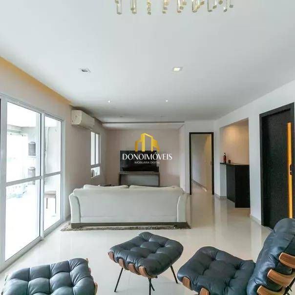Apartamento, 3 quartos, 155 m² - Foto 1