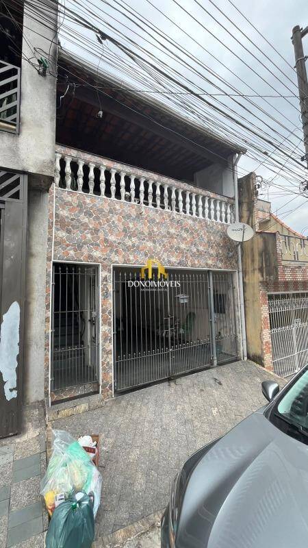 Casa, 4 quartos, 226 m² - Foto 1