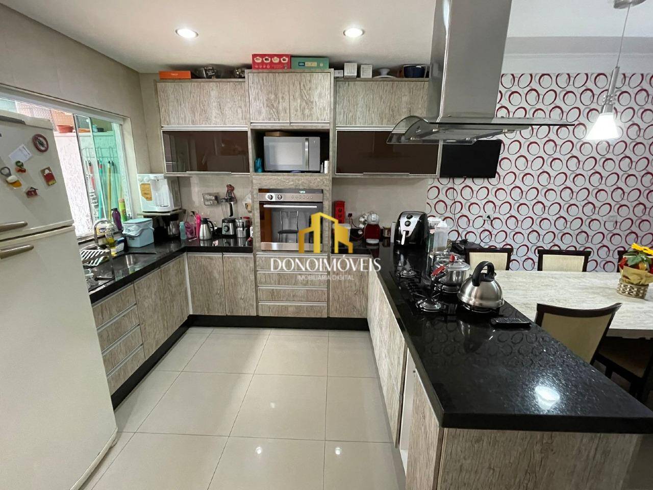 Casa, 3 quartos, 250 m² - Foto 3
