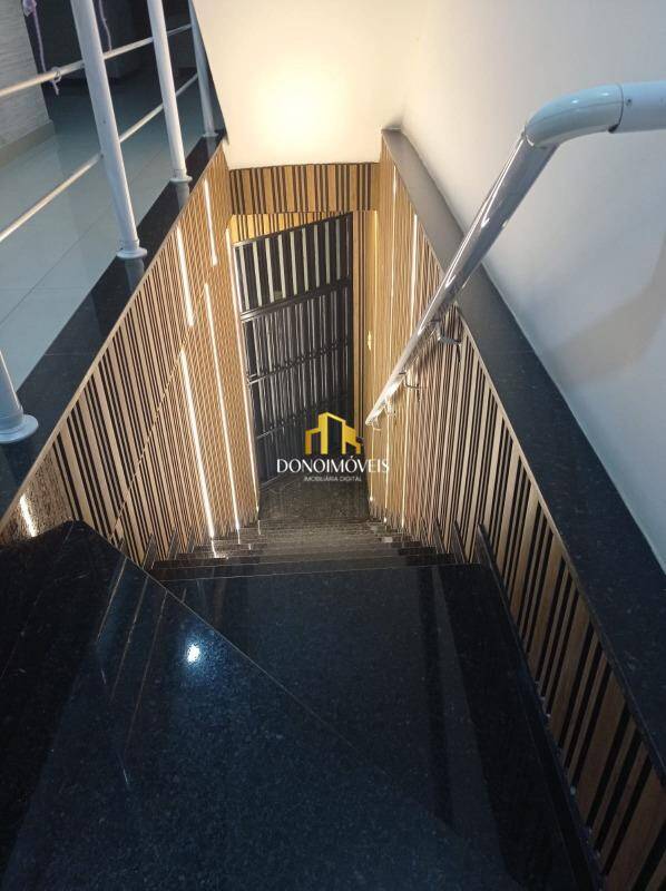 Casa, 3 quartos, 250 m² - Foto 13