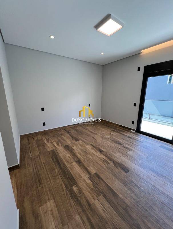 Casa, 3 quartos, 280 m² - Foto 2