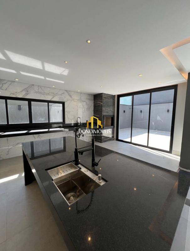 Casa, 3 quartos, 280 m² - Foto 8