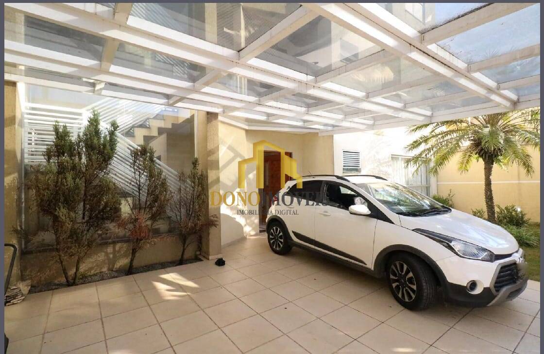 Casa, 3 quartos, 215 m² - Foto 2