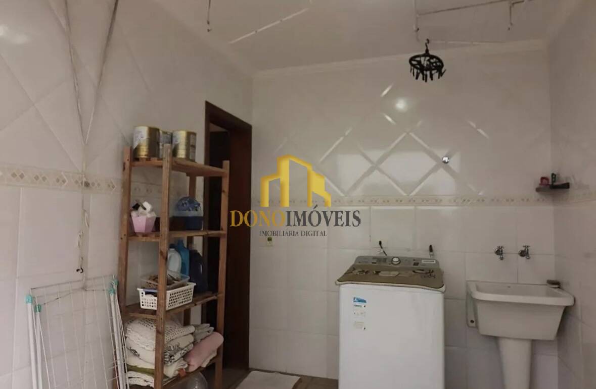 Casa, 3 quartos, 255 m² - Foto 15
