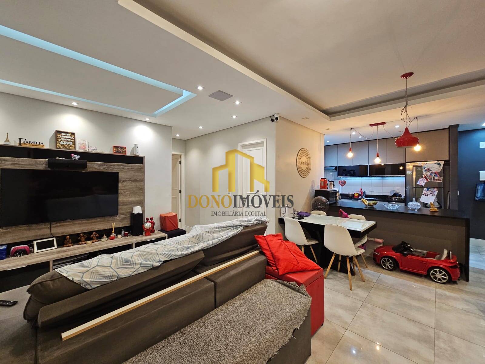 Apartamento, 3 quartos, 80 m² - Foto 1