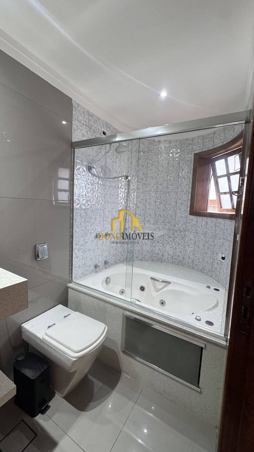 Casa, 3 quartos, 207 m² - Foto 34