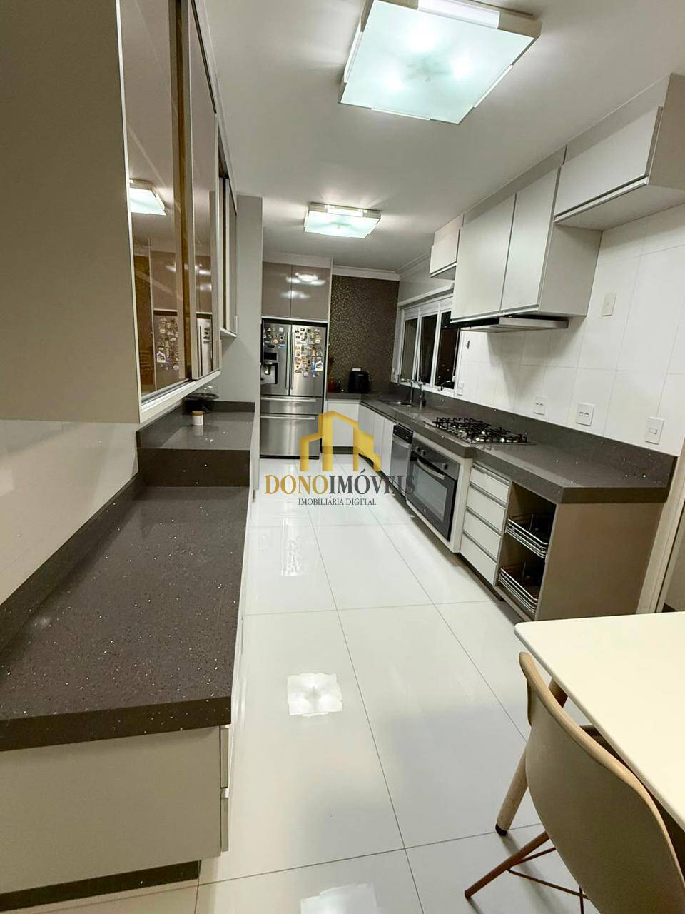 Apartamento, 3 quartos, 242 m² - Foto 11